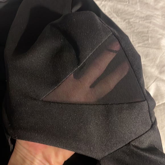 BLACK GUESS DRESS - Picture 3 of 4